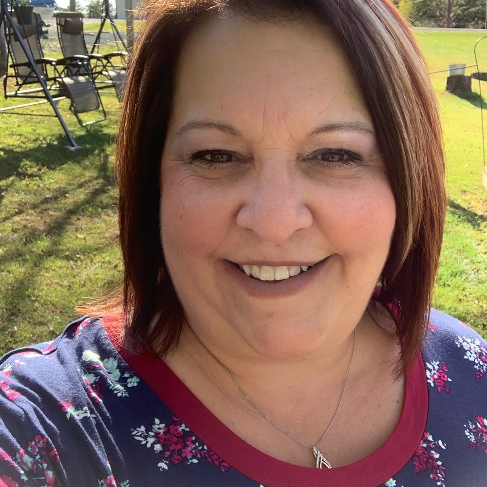 Meet your Posher, Angela